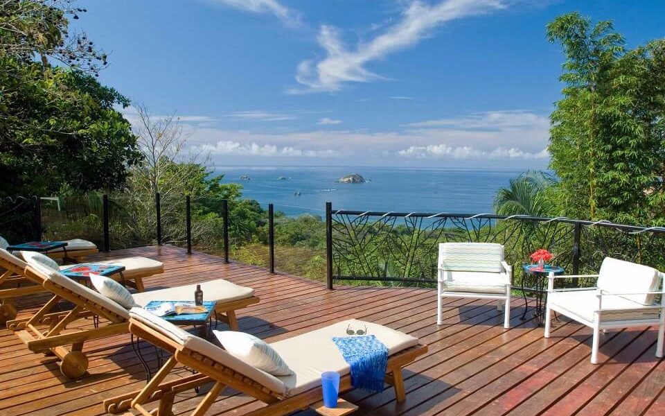 The large rooftop sky deck offers a spectacular view of the ocean and space for sunbathing.