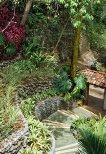 The-Tree-House-Manuel-Antonio-Costa-Rica-Entry-Garden